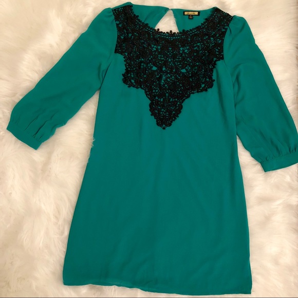 Spring dress - Picture 3 of 4